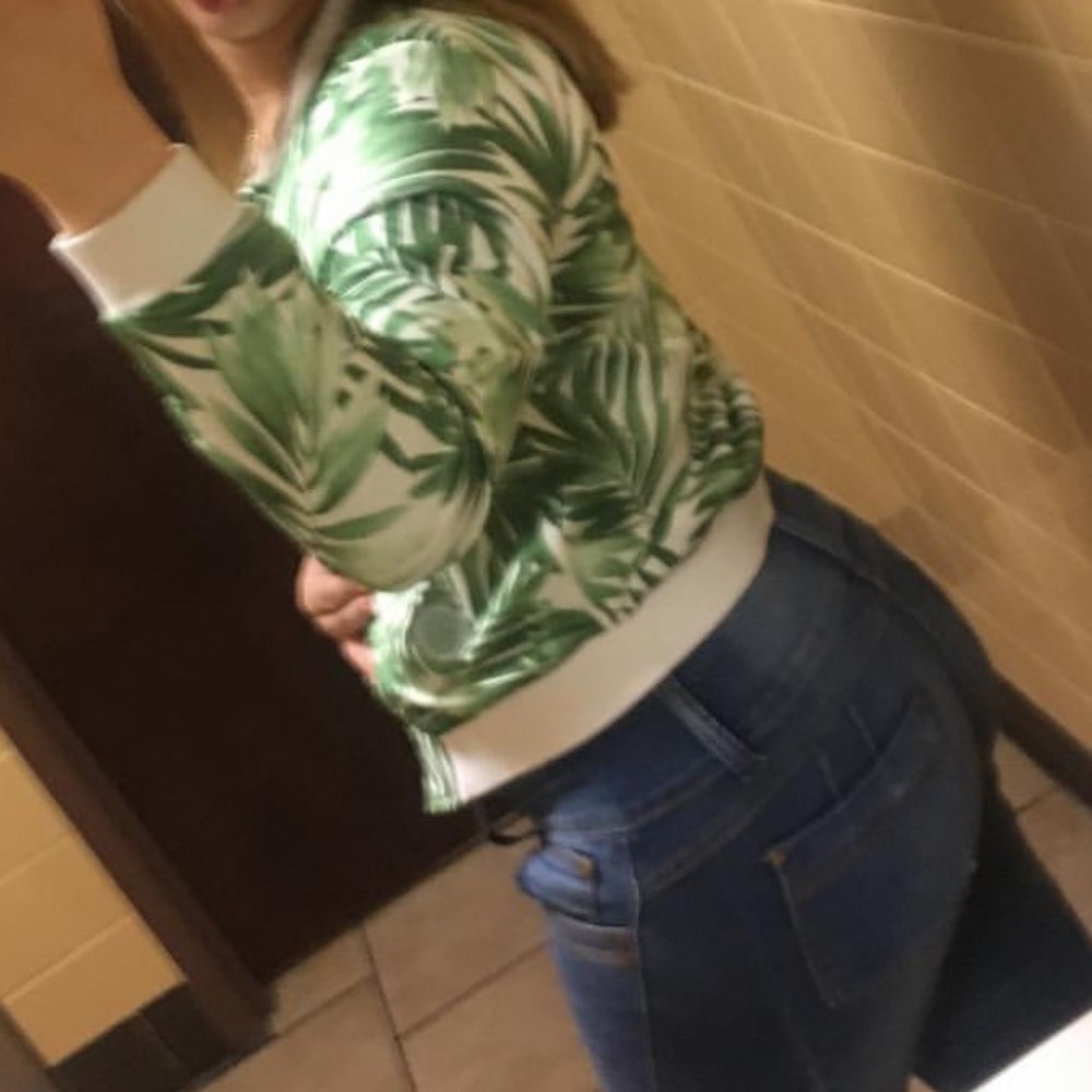 Forever 21 jacket - Picture 2 of 4